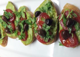 Avocadobruschetta